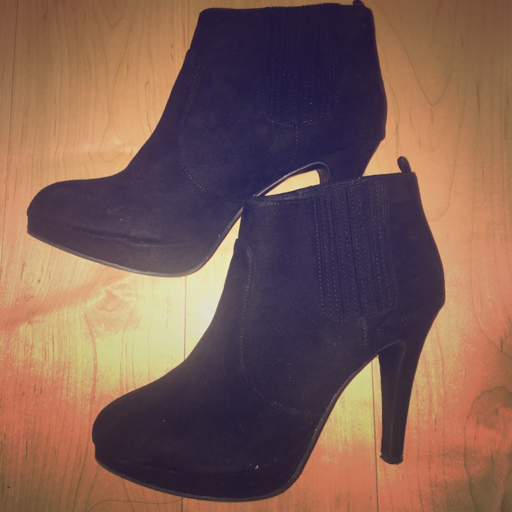 H&M Seude Booties